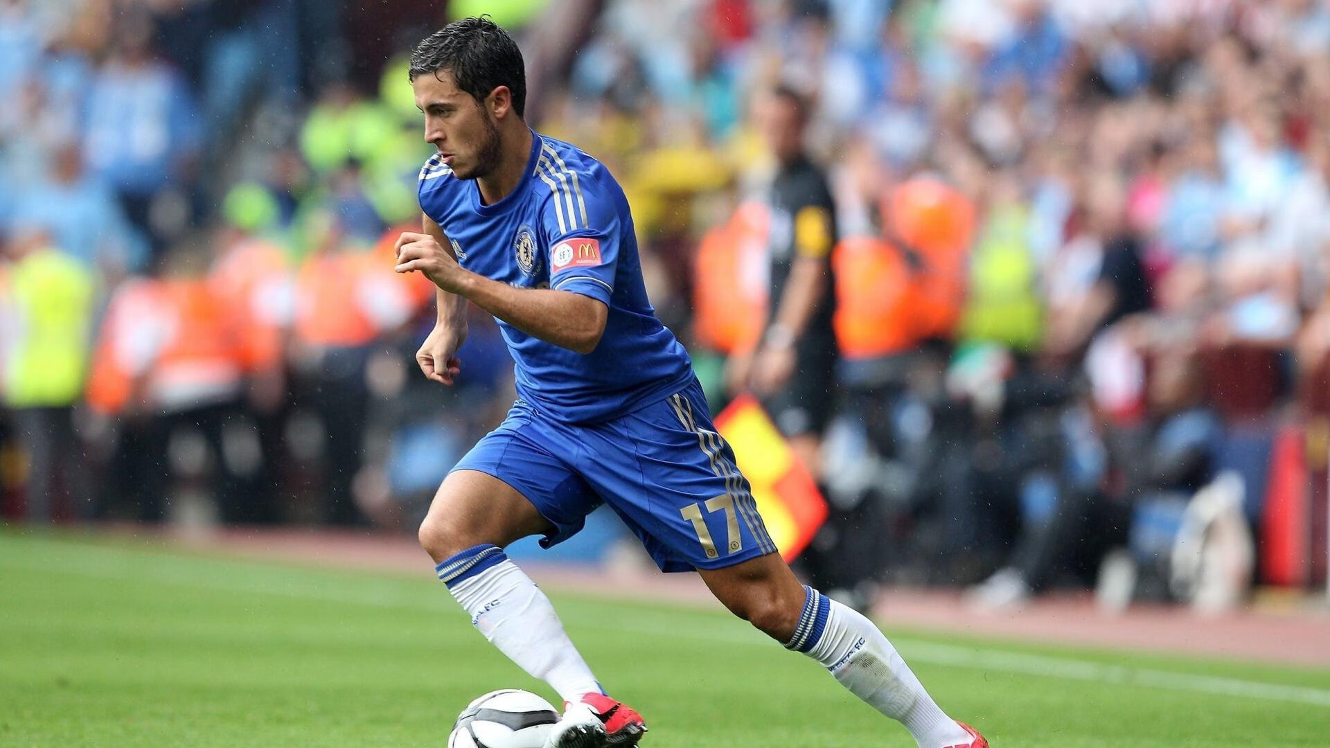 巴黎再签欧洲顶级中场，战力明显增强，巴黎公布欧冠大名单,梅西领衔新援在列